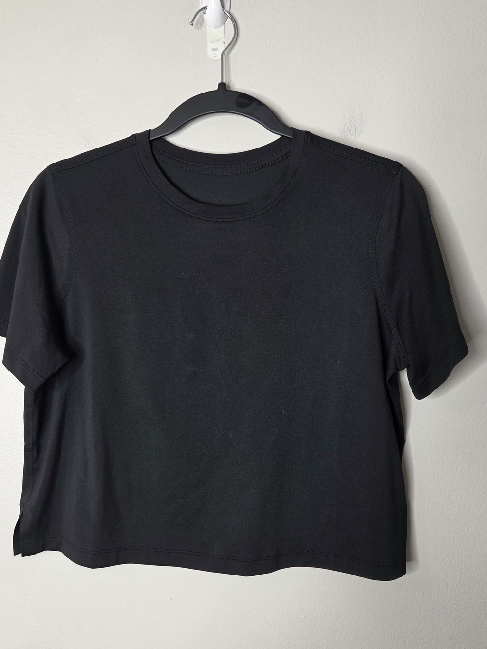 Lululemon Black Cropped Boxy Tee